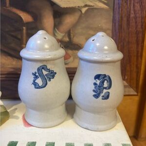 Vintage 1960's Pfaltzgraff Yorktowne Salt and Pepper Shakers